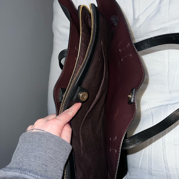 Authentic large COACH multi-pocket and zipper tote - Picture 4 of 8